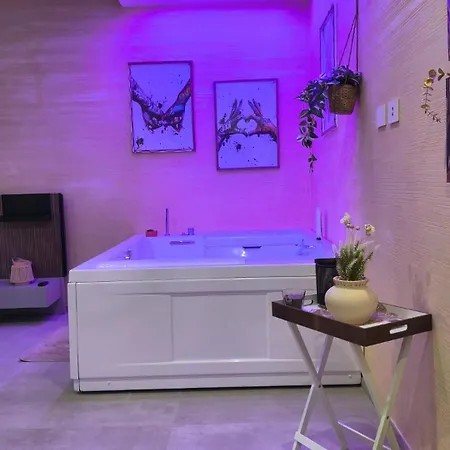 Zenith - Luxury 아파트